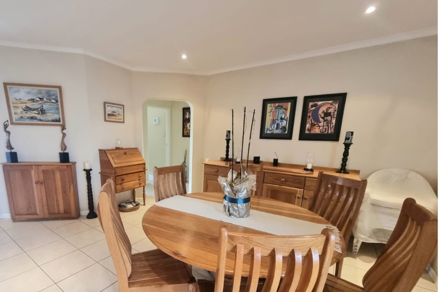3 Bedroom Property for Sale in Beacon Bay Eastern Cape